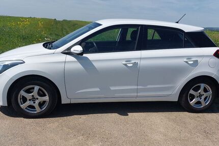 Hyundai i20 132.000 km 5.490 &euro; Weilburg 35781
