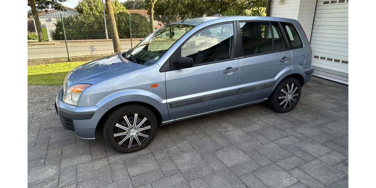 Ford Fusion 75.850 km 3.950 &euro; Ostercappeln 49179