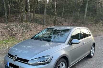 VW Golf 117.500 km 13.900 &euro; Hatten 26209
