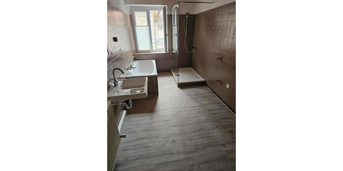 Etagenwohnung Neunburg vorm Wald - 4 Zimmer, 125 m&sup2;, 750&euro; | Angebot:25254885