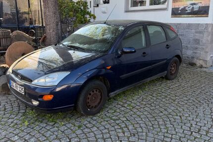 Ford Focus 178.000 km 750 &euro; Ottersweier 77833