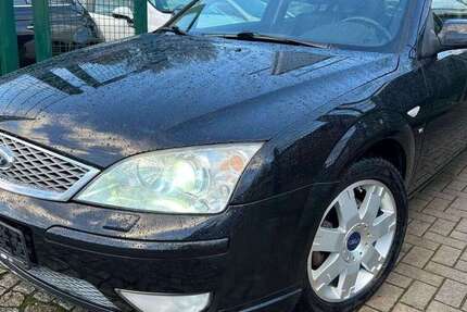 Ford Mondeo 185.000 km 3.490 € Berlin 13086