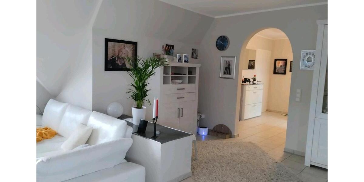 Dachgeschoßwohnung Lindern (Oldenburg) - 1 Zimmer, 92 m&sup2;, 600&euro; | Angebot:25362136