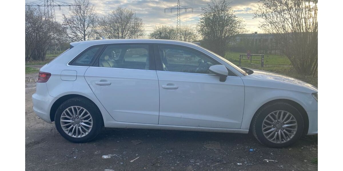 Audi A3 207.000 km 8.900 &euro; Siegen 57076