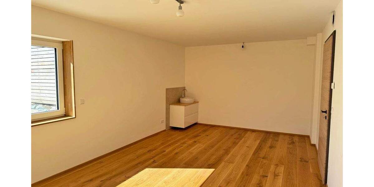 Gewerbeobjekt Kraftisried - 2 Zimmer, 47 m&sup2;, 537&euro; | Angebot:25801645