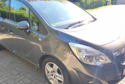 Opel Meriva 107.300 km 4.500 &euro; Bremen 28719