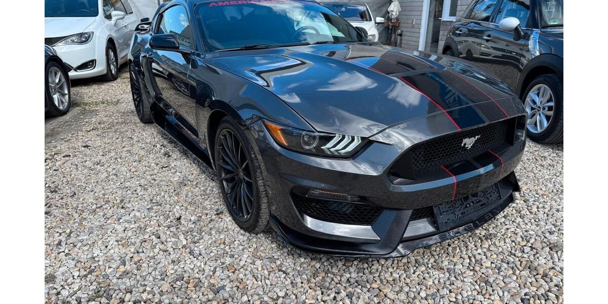 Ford Mustang 105.500 km 24.499 &euro; Berlin 13599