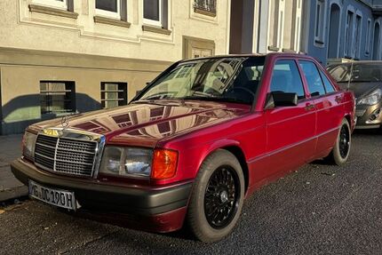Mercedes-Benz 190 180.000 km 4.900 &euro; Mönchengladbach 41061