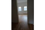 Nähe Einkaufszentrum Forum 3 R- Wohnung, Bad mit Wanne, Parkplatz