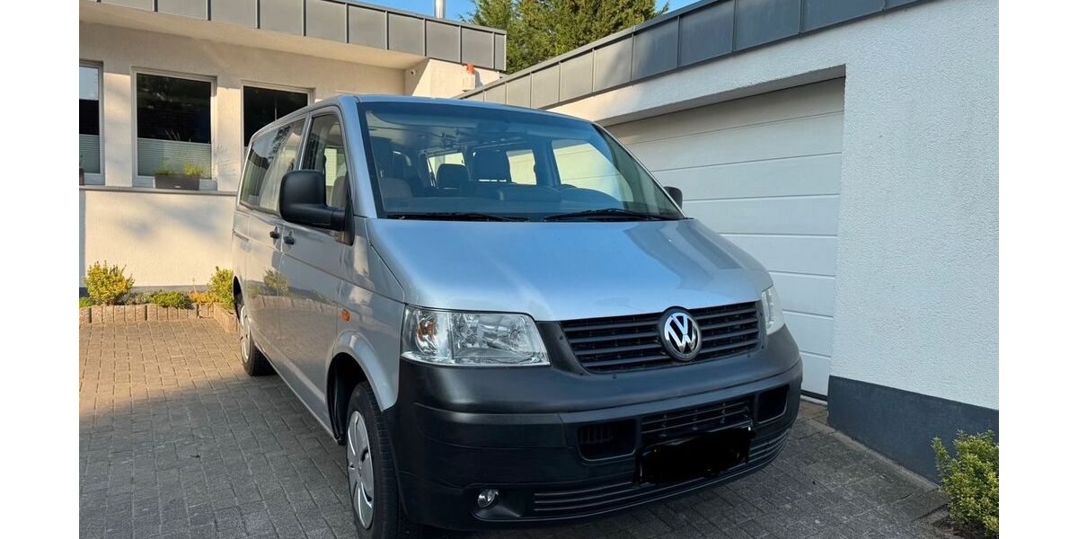 VW T5 Transporter 228.000 km 10.490 &euro; Selfkant-Süsterseel 52538