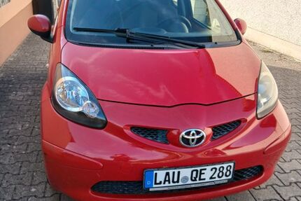 Toyota Aygo (X) 129.924 km 800 &euro; Röthenbach a.d. Pegnitz 90552