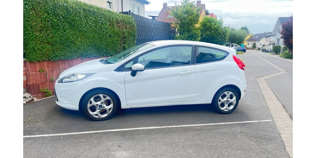 Ford Fiesta 169.699 km 2.700 &euro; Altenstadt 63674