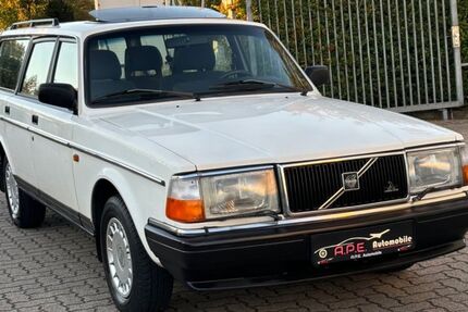 Volvo 240 242.000 km 5.499 € Norderstedt 22848