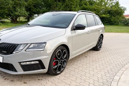 Skoda Octavia 144.000 km 19.000 &euro; Behren-Lübchin 17179