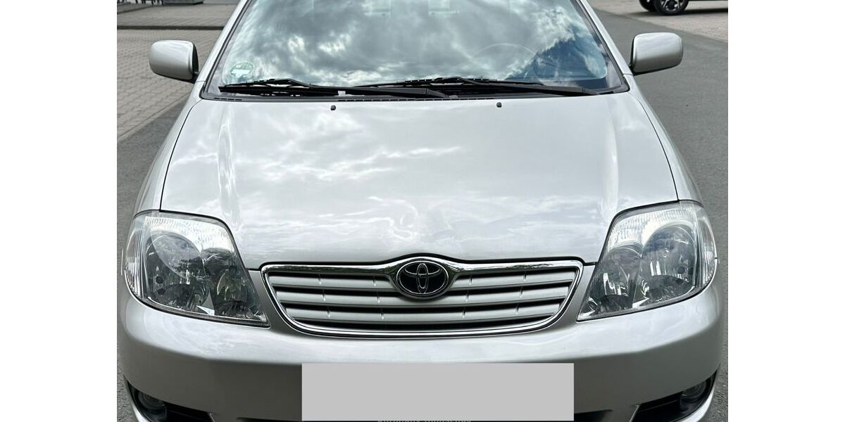 Toyota Corolla 83.000 km 5.999 &euro; Frankfurt am Main 65929