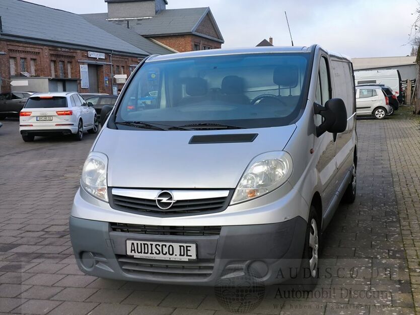 Opel Vivaro 125.000 km 8.888 € Bergheim 50127