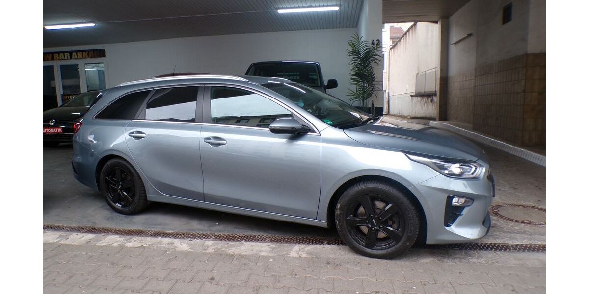 Kia ceed Sportswagon 106.000 km 13.690 &euro; Pforzheim 75172