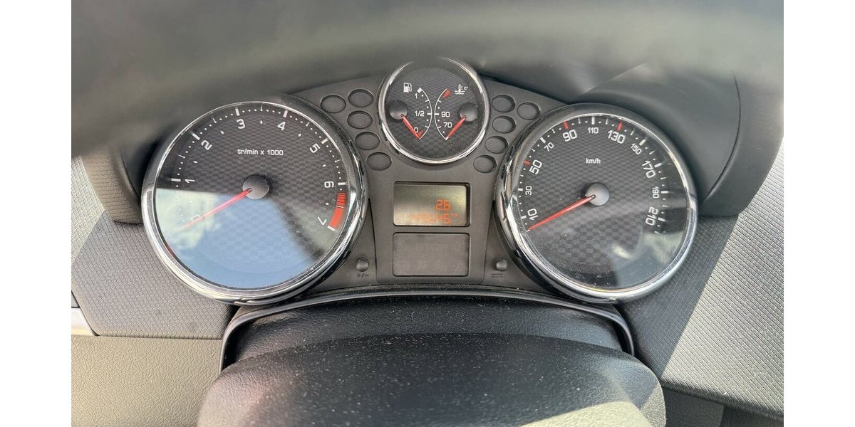 Peugeot 207CC Xenon Leder SHZ PDC 2.Hand 149.600 km 2.890 &euro; Altdorf 84032