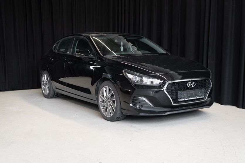 Hyundai i30 49.976 km 15.900 € Reutlingen / Betzingen 72770