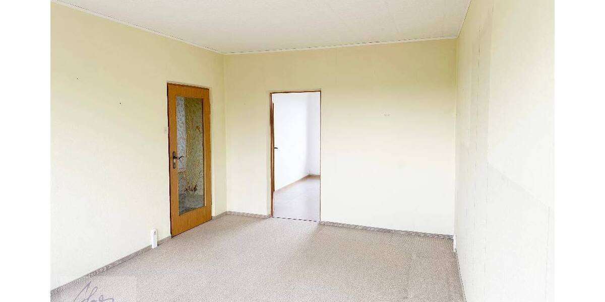 Etagenwohnung Zeithain - 3 Zimmer, 57 m&sup2;, 23.000&euro; | Angebot:26904035