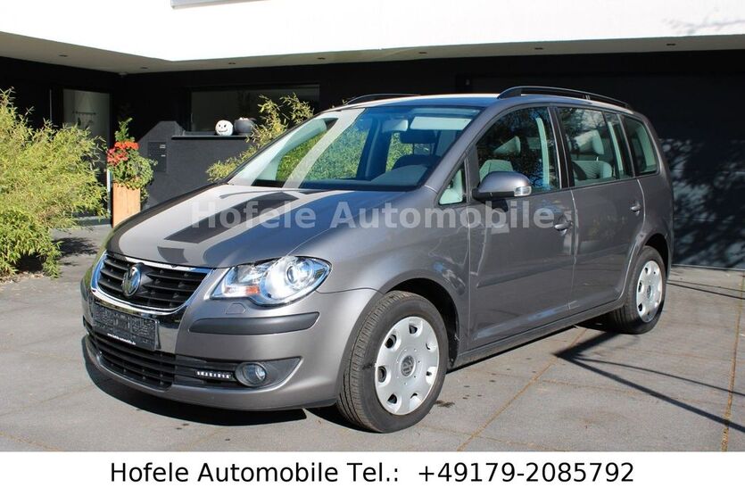 VW Touran 47.976 km 9.950 € Heiningen 73092