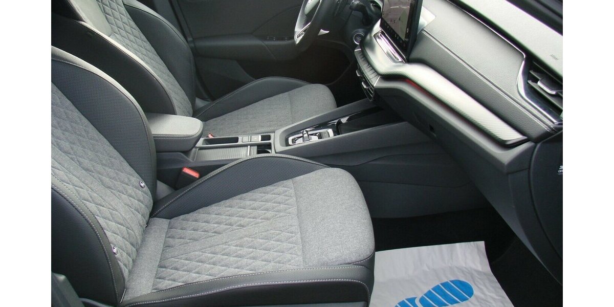 Skoda Octavia 2.0TDi Sportline LED 360º Canton HUD 39.383 km 30.980 &euro; Falkensee 14612