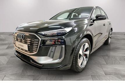 Audi Q6 e-tron 13.500 km 64.590 € Borna 04552