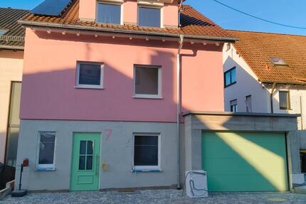 Haus Schorndorf - 7.5 Zimmer, 182 m&sup2;, 2.550&euro; | Angebot:25795954