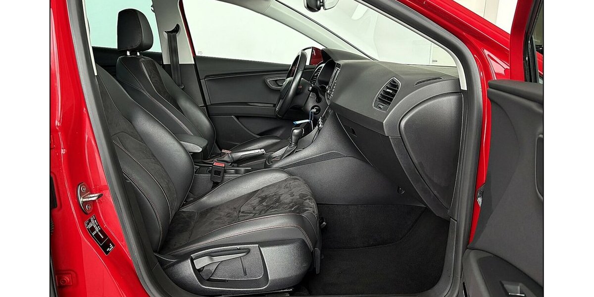 Seat Leon 1.4 TSI FR Aut. LED Assist. Navi ACC 81.000 km 14.999 &euro; Stade 21682