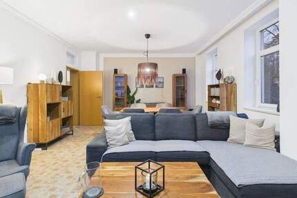 Exklusive 4-Zimmer-Etagenwohnung mit moderner Ausstattung und großzügigem Dachboden - Jetzt zum Kauf 4 zimmer