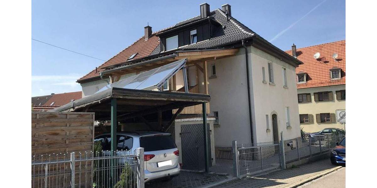 Doppelhaushälfte Uffenheim - 7 Zimmer, 182 m&sup2;, 275.000&euro; | Angebot:25777026