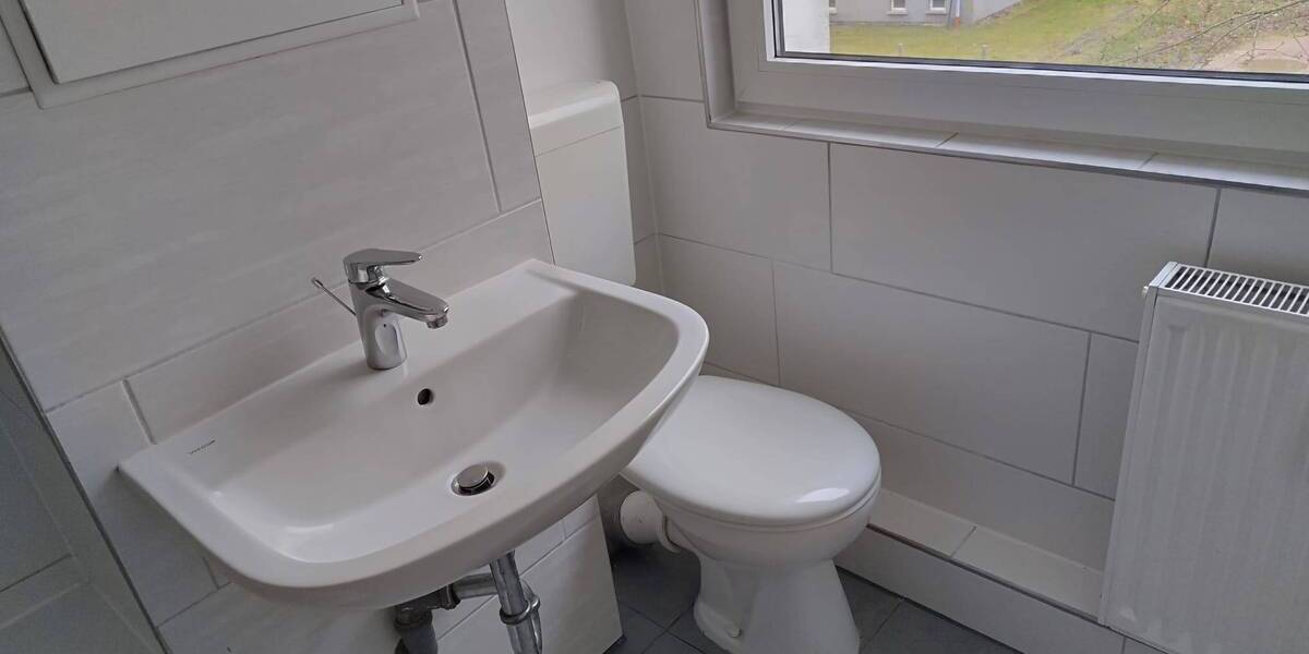 Etagenwohnung Plattenburg Glöwen - 4 Zimmer, 68 m&sup2;, 440&euro; | Angebot:25969108