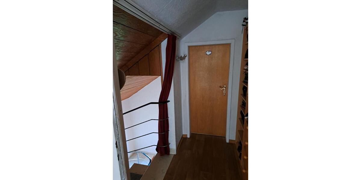 Dachgeschoßwohnung Ellhofen - 2 Zimmer, 50 m&sup2;, 475&euro; | Angebot:26654958