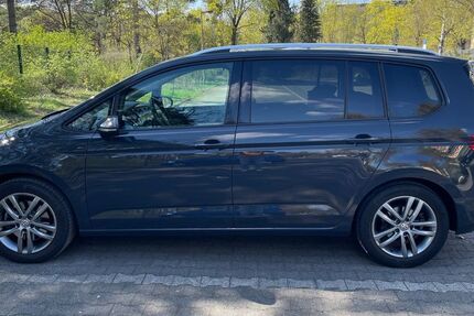 VW Touran 246.000 km 8.500 &euro; Glienicke Nordbahn 16548