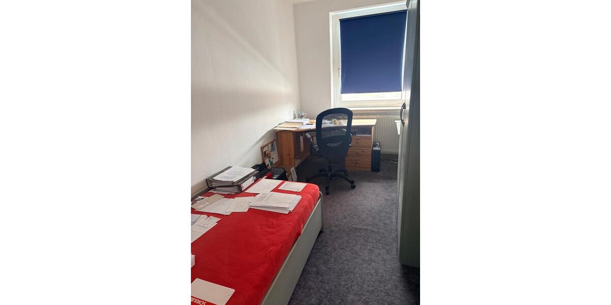 Dachgeschoßwohnung Weida - 2.5 Zimmer, 60 m&sup2;, 300&euro; | Angebot:25047677