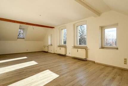Wohnung Schneeberg - 3 Zimmer, 80 m&sup2;, 540&euro; | Angebot:24820401