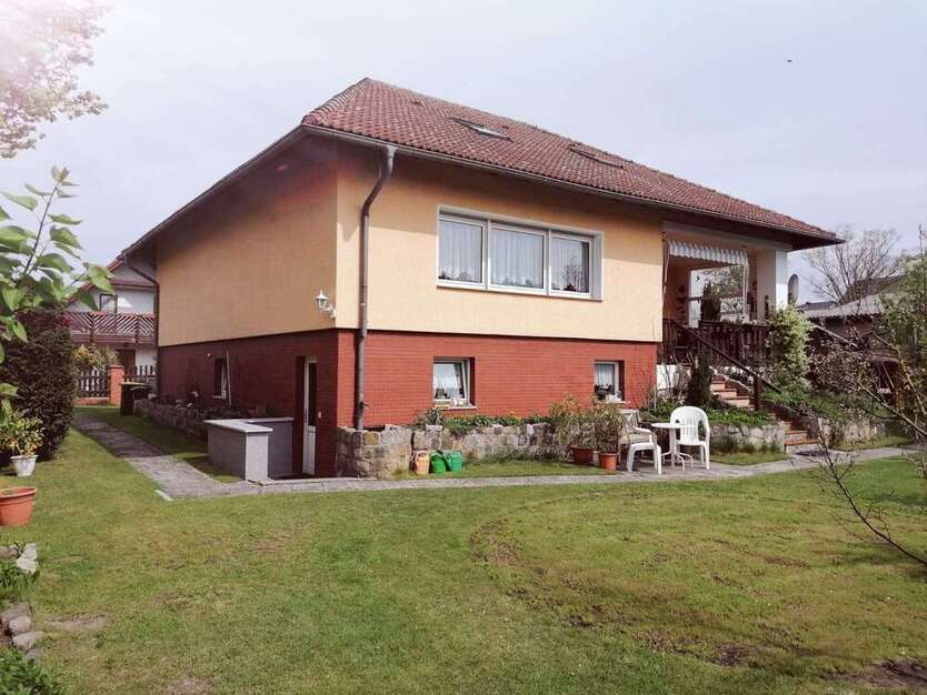 Haus zum Kaufen in Rüdersdorf bei Berlin 495.000 € 244 m²