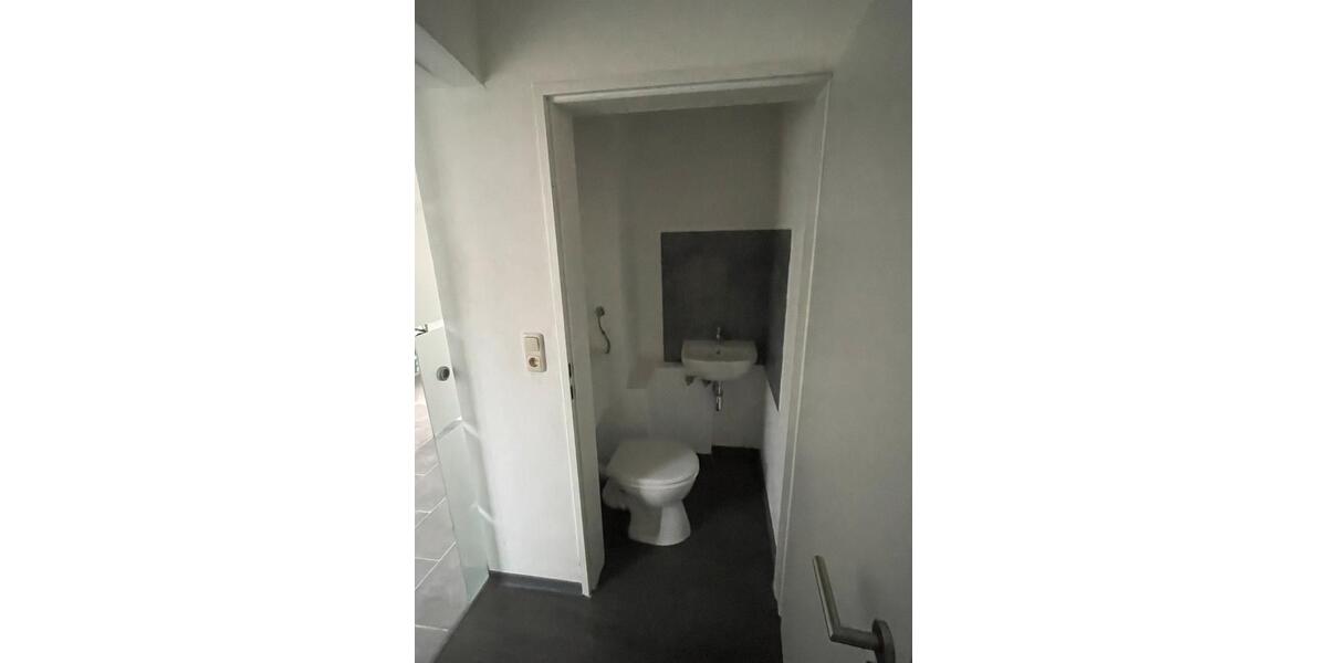 Einfamilienhaus Mitterteich - 2 Zimmer, 65 m&sup2;, 750&euro; | Angebot:26408429