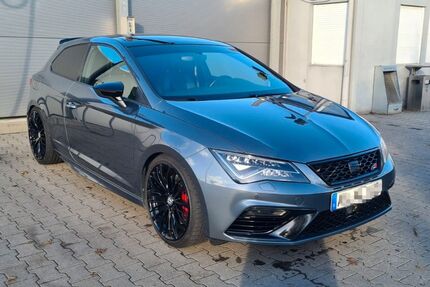 Seat Leon 86.000 km 22.999 &euro; Aschaffenburg 63741