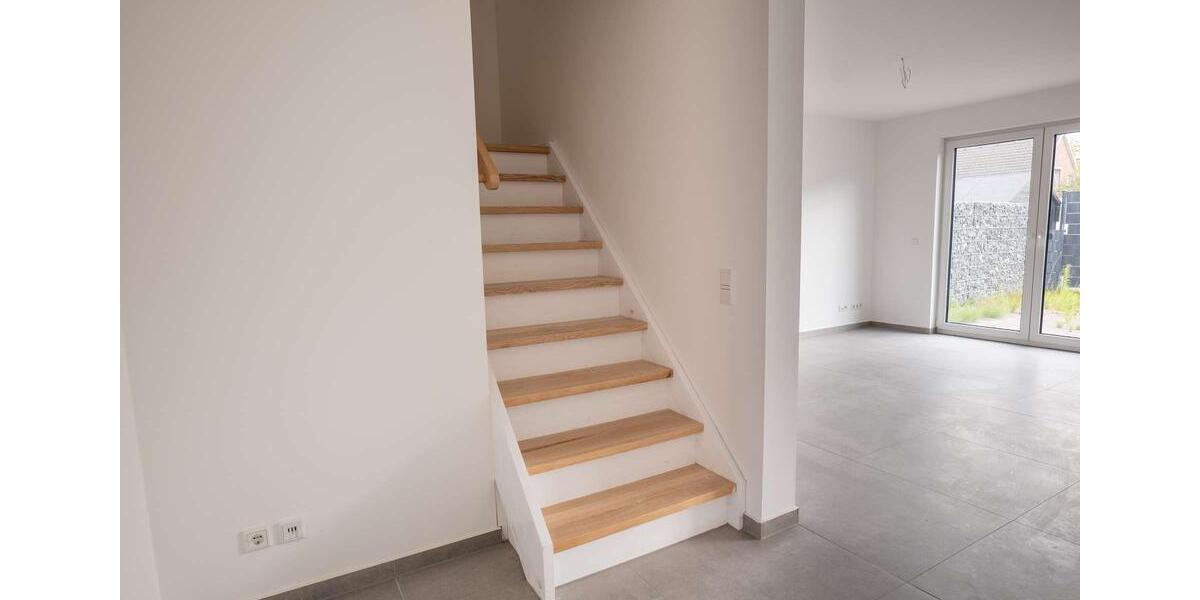 Reihenhaus Nienburg (Weser) - 5 Zimmer, 120 m&sup2;, 1.200&euro; | Angebot:26421370