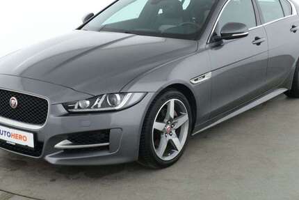 Jaguar XE 114.320 km 17.970 &euro; Berlin 14059