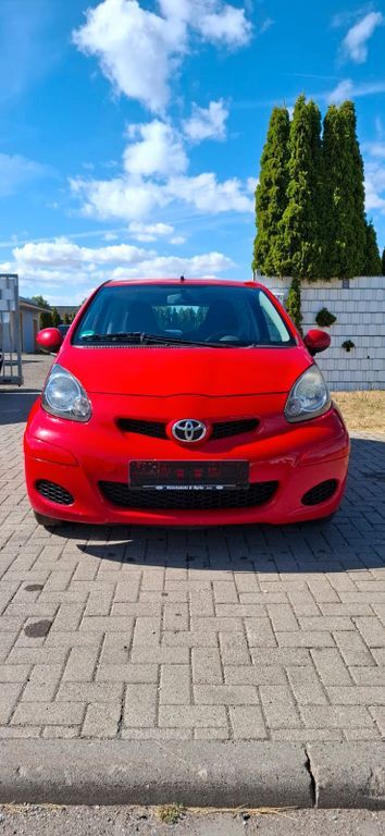 Aygo (X)