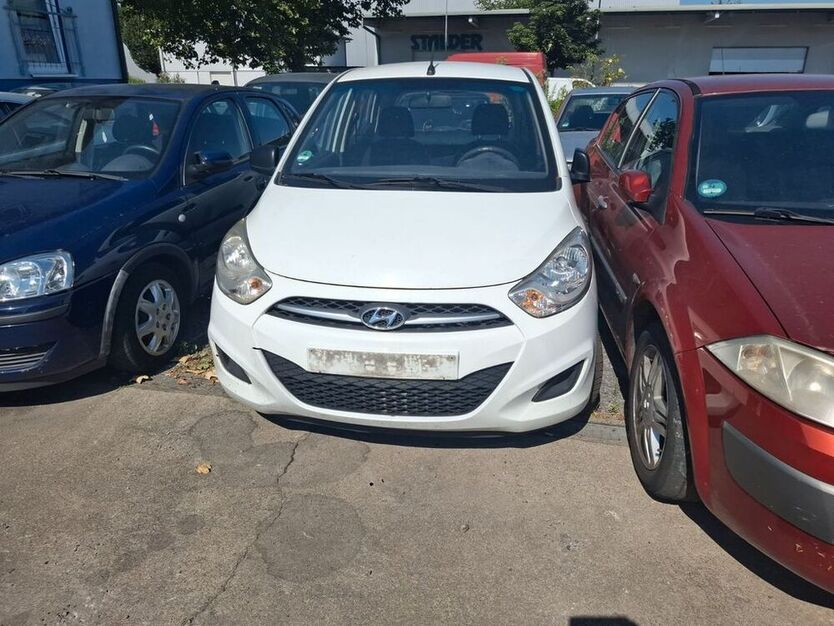 i10
