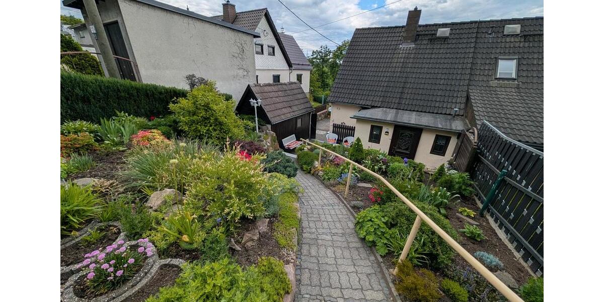 Doppelhaushälfte Flöha - 3 Zimmer, 73 m&sup2;, 75.000&euro; | Angebot:26986333