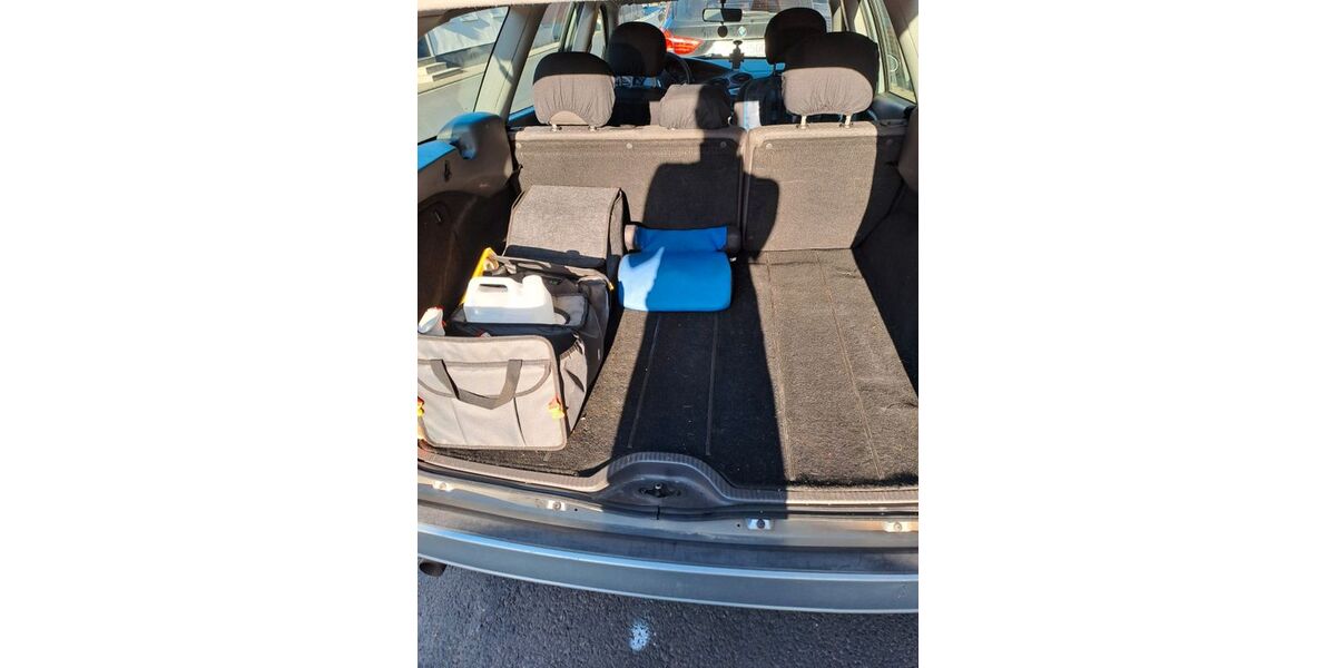 Ford Focus 140.000 km 1.900 &euro; Elsdorf 50189