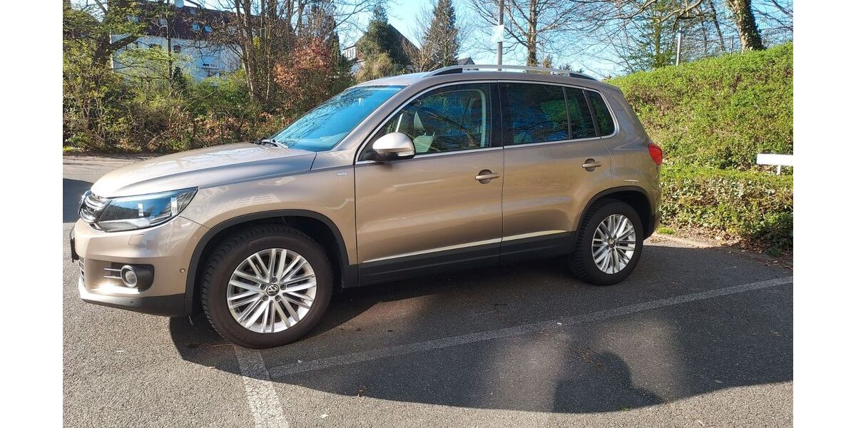 VW Tiguan 131.691 km 12.499 &euro; Bremen 28775