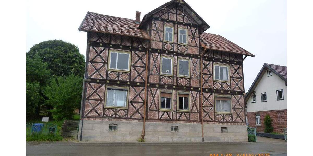 Bauernhaus, Landhaus Erbenhausen Schafhausen - 8 Zimmer, 218 m&sup2;, 86.000&euro; | Angebot:25796111