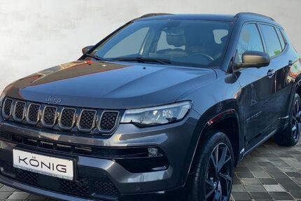 Jeep Compass 53.332 km 25.996 &euro; Gera 07552