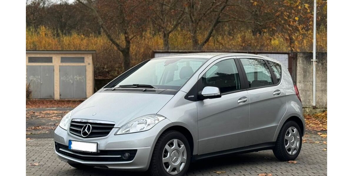 Mercedes-Benz A 160 18.282 km 8.990 &euro; Bad Mergentheim 97980