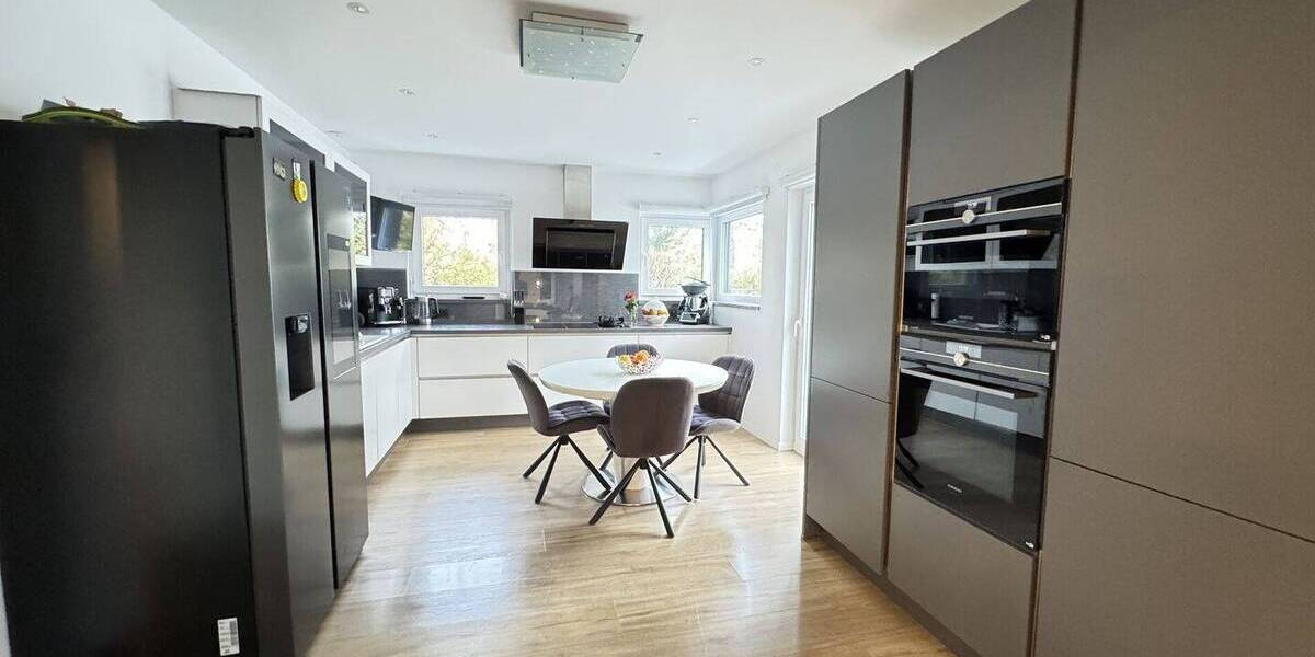 Einfamilienhaus Wassertrüdingen - 5 Zimmer, 196 m&sup2;, 679.000&euro; | Angebot:25669191